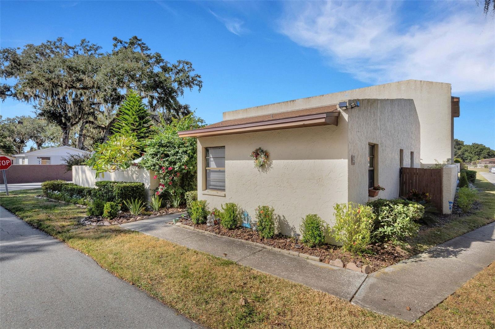 Image 32 of 33 For 1880 Crystal Lake Drive 26