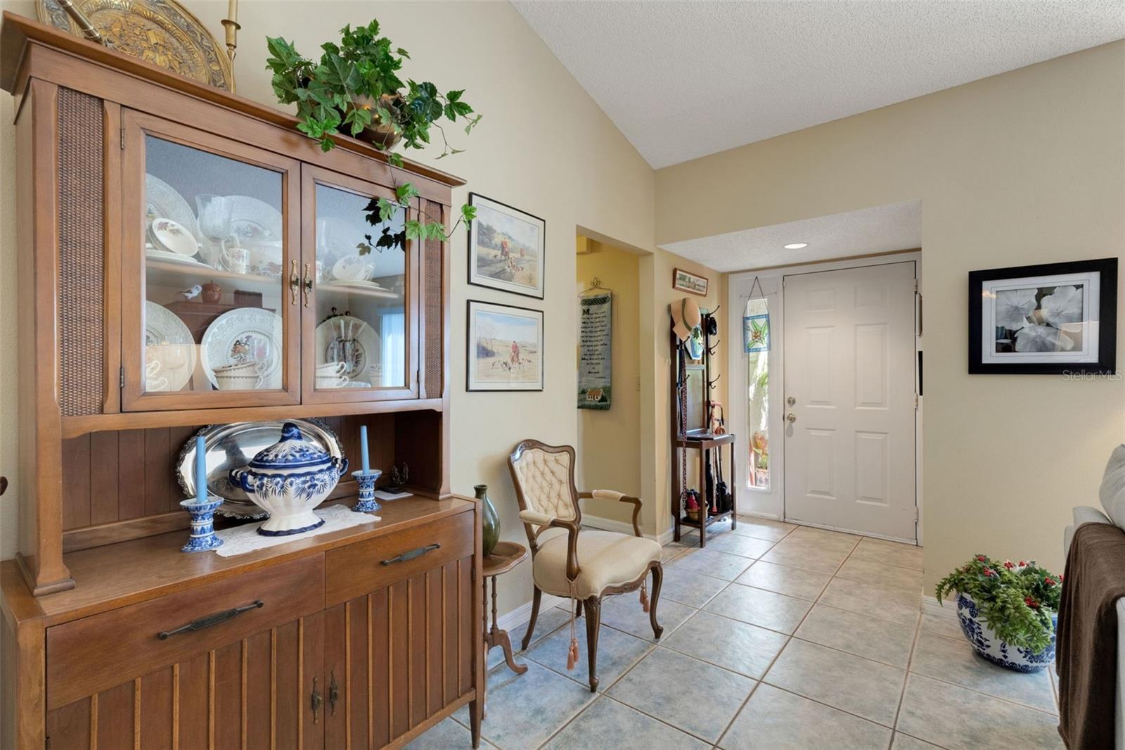 Image 8 of 33 For 1880 Crystal Lake Drive 26