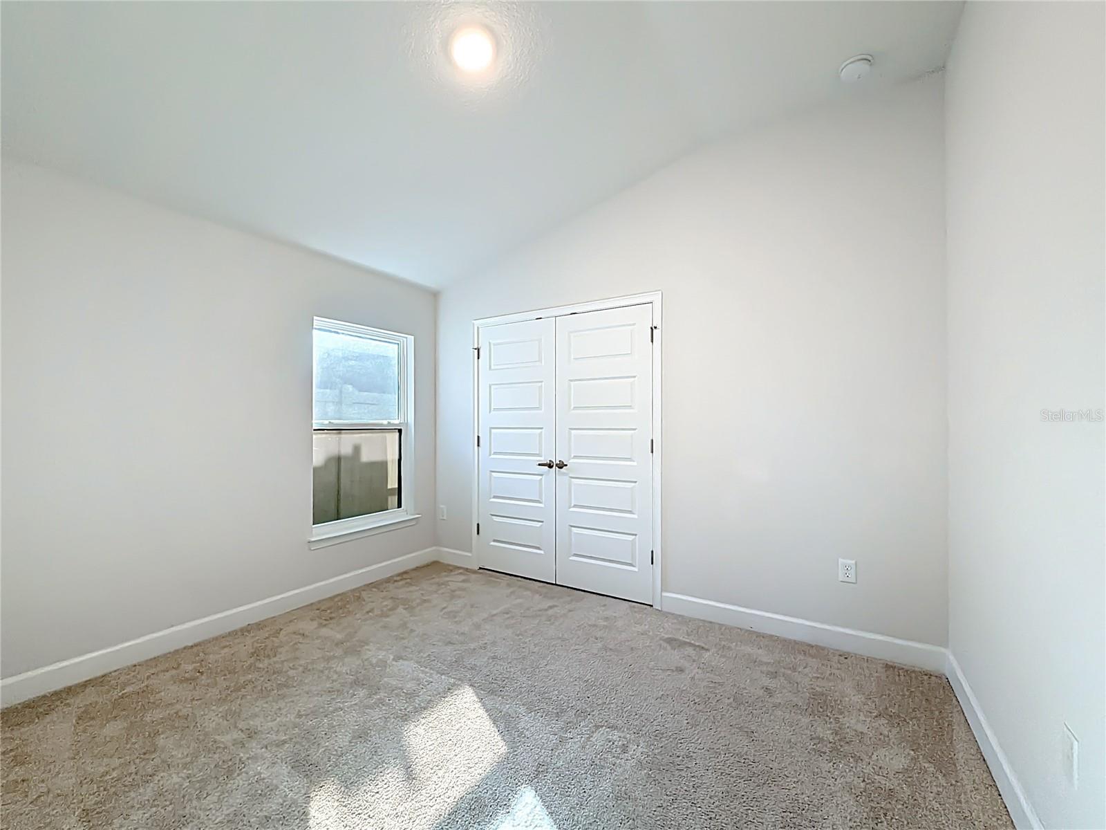 Image 18 of 32 For 1106 Yumuri Street