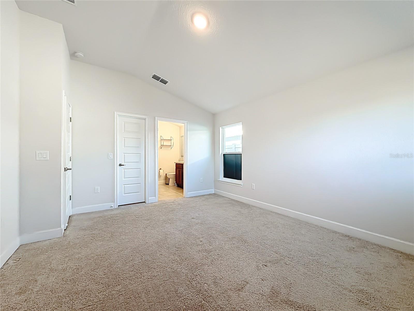 Image 20 of 32 For 1106 Yumuri Street