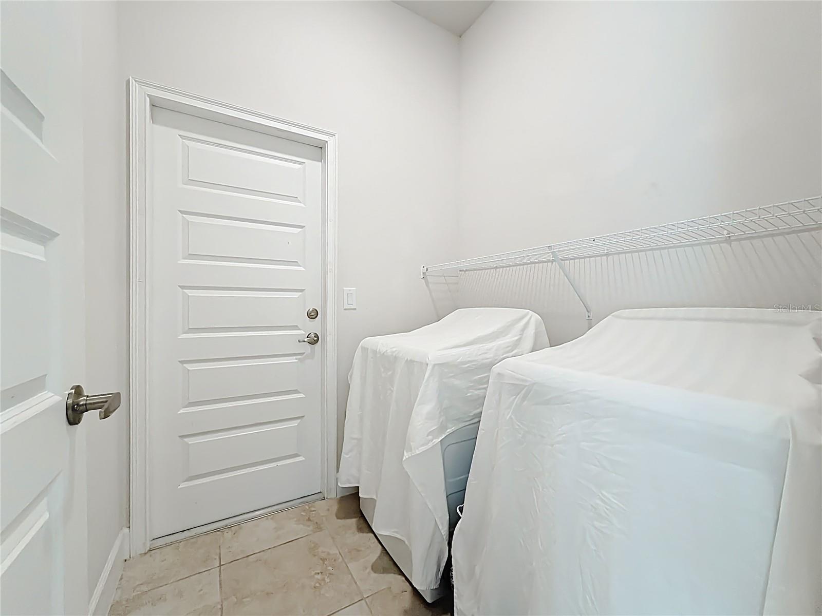 Image 25 of 32 For 1106 Yumuri Street