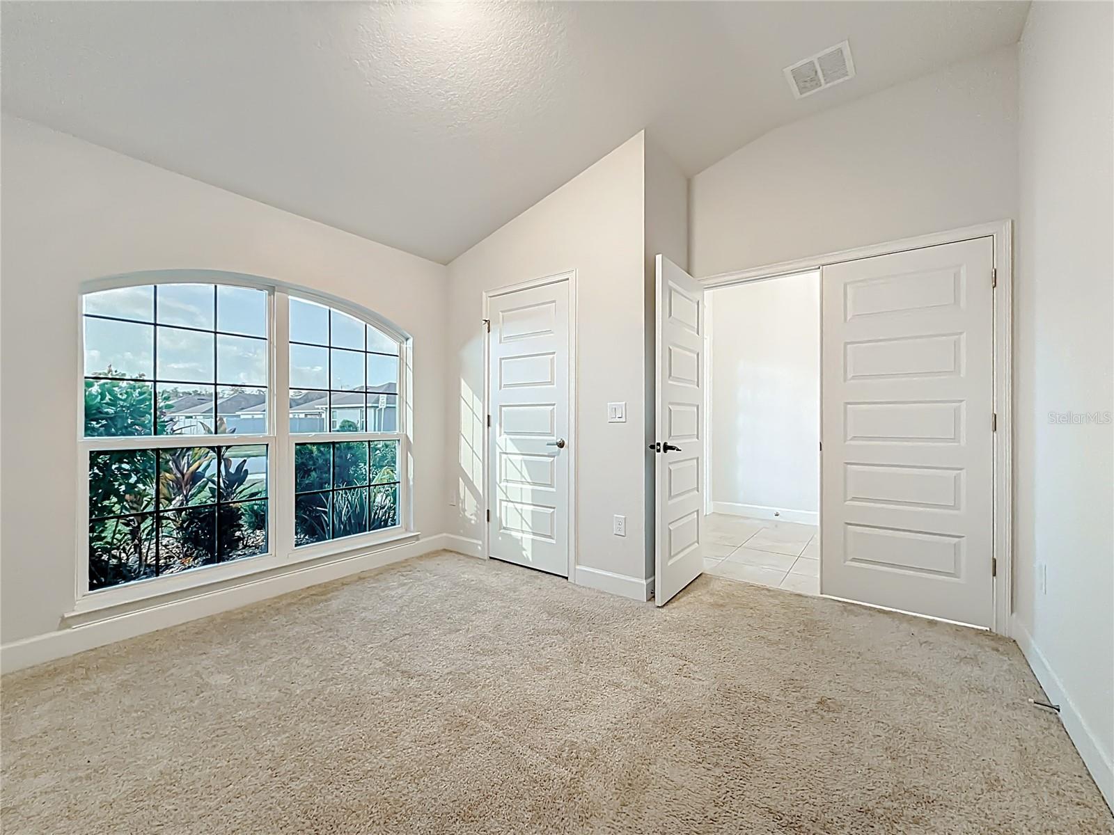 Image 7 of 32 For 1106 Yumuri Street