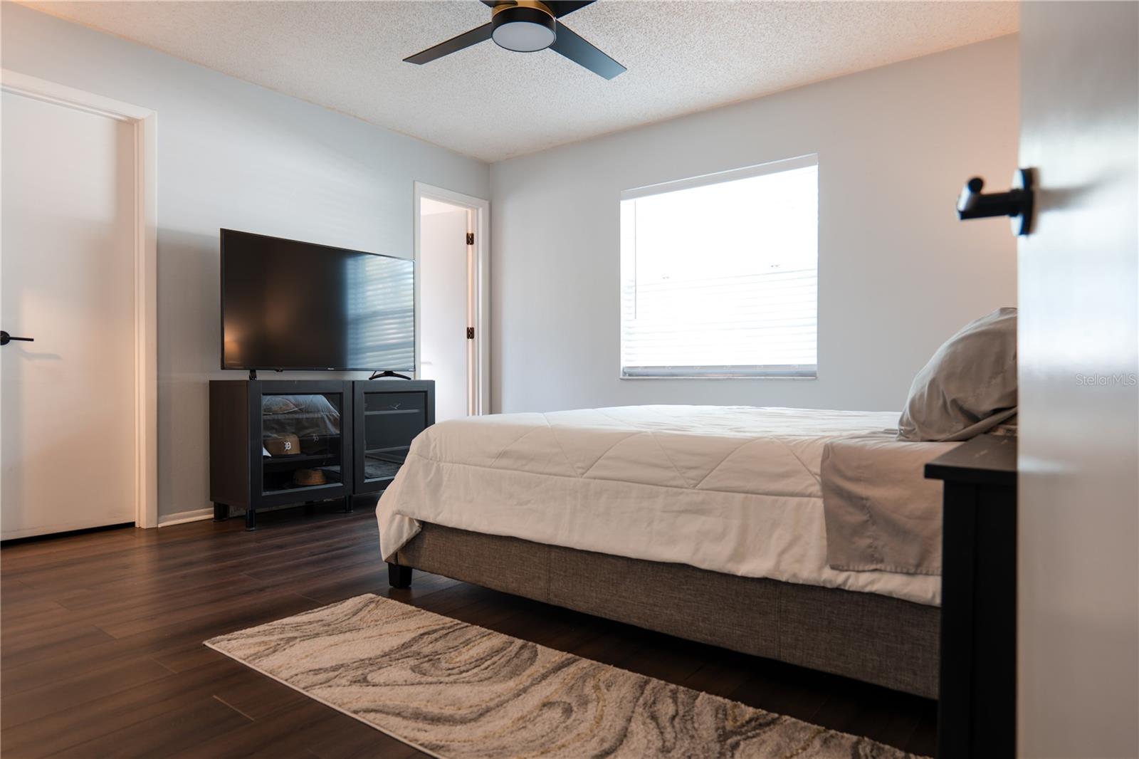 Image 11 of 23 For 6325 Doe Circle E