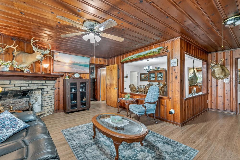 Image 10 of 43 For 427 Longfellow Boulevard