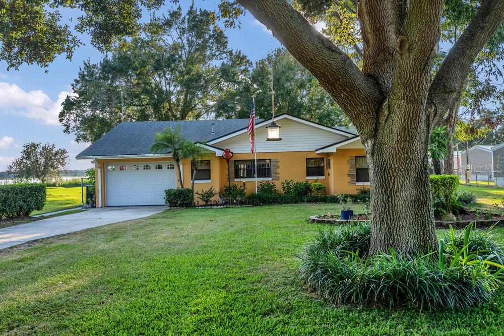 Image 2 of 43 For 427 Longfellow Boulevard