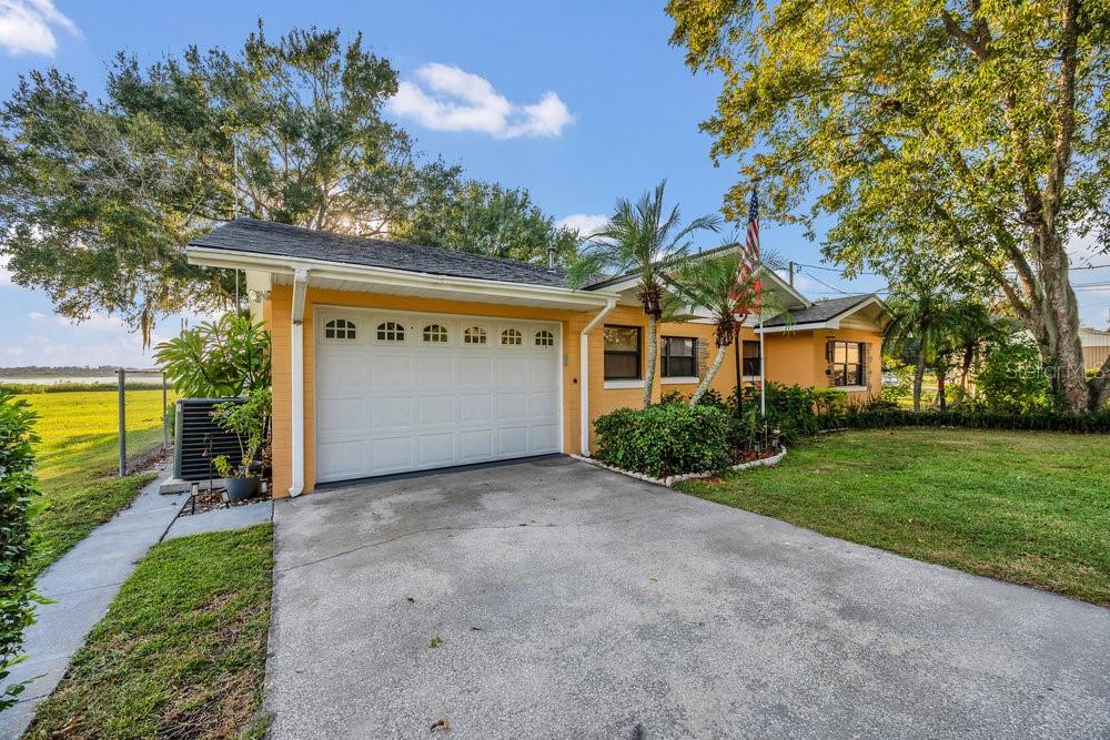 Image 3 of 43 For 427 Longfellow Boulevard