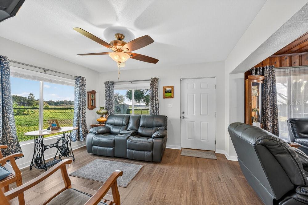 Image 7 of 43 For 427 Longfellow Boulevard