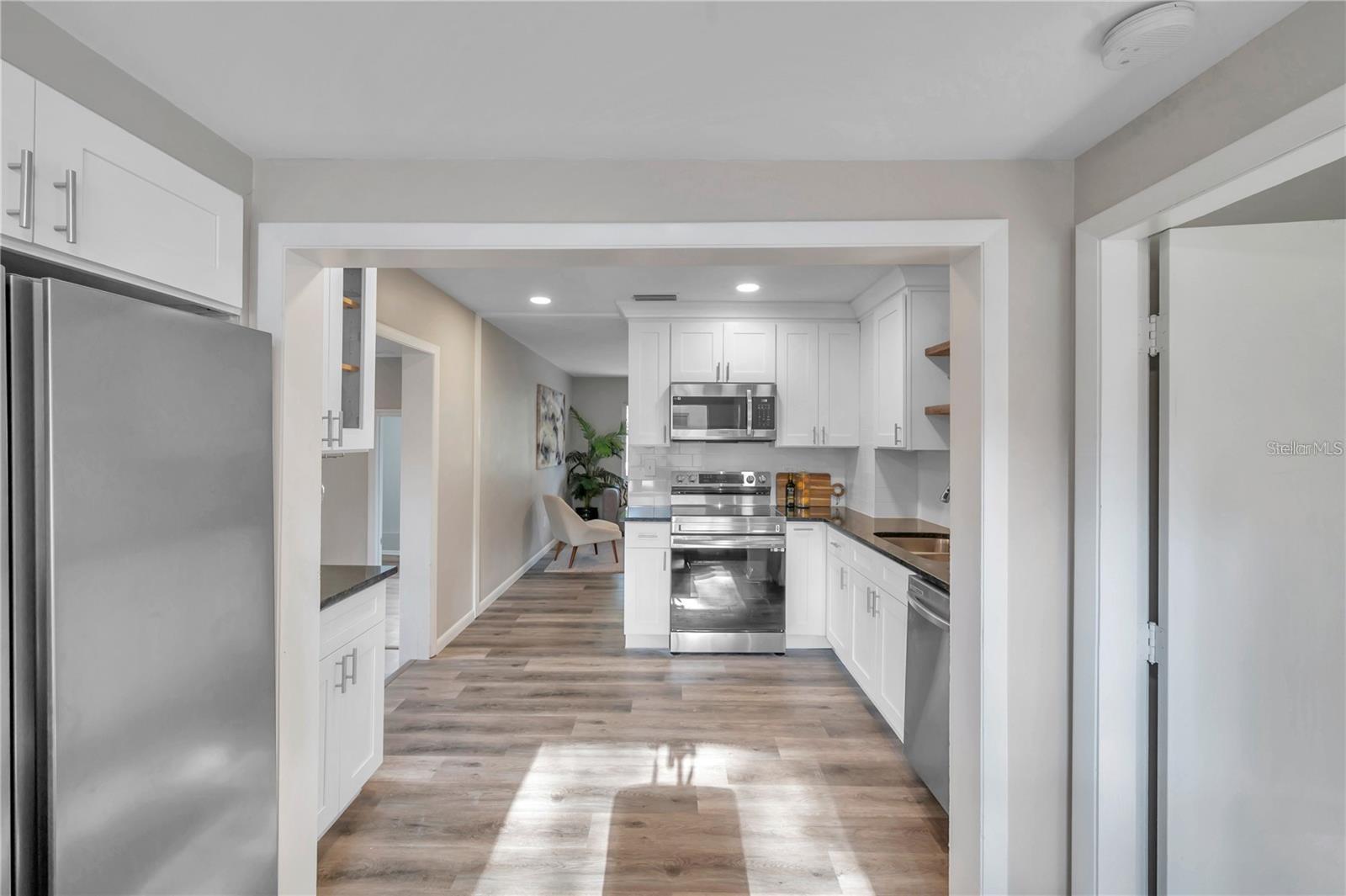 Image 23 of 58 For 8100 5th Street N