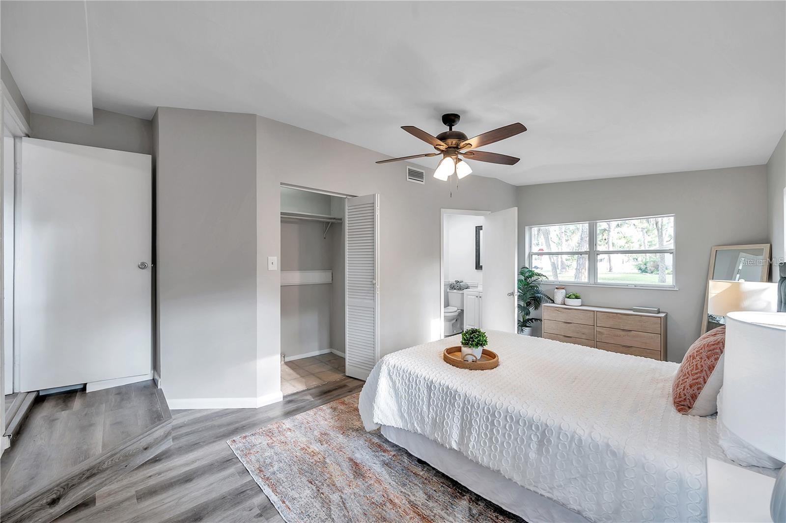 Image 26 of 58 For 8100 5th Street N