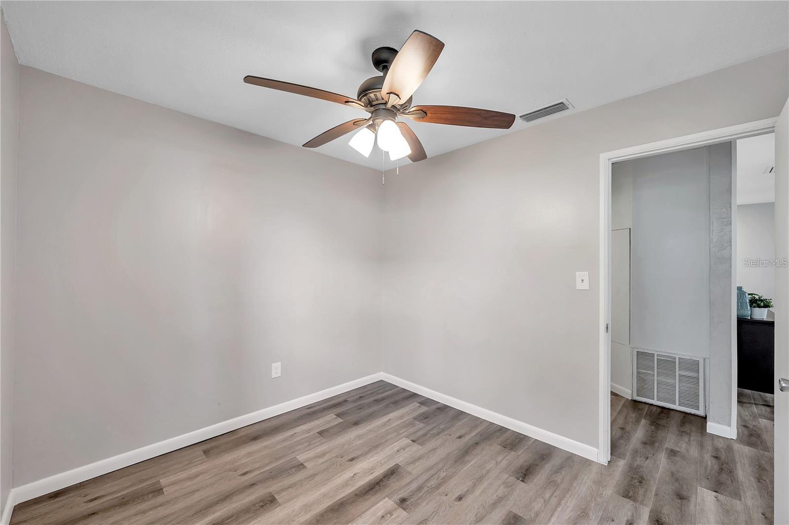 Image 42 of 58 For 8100 5th Street N