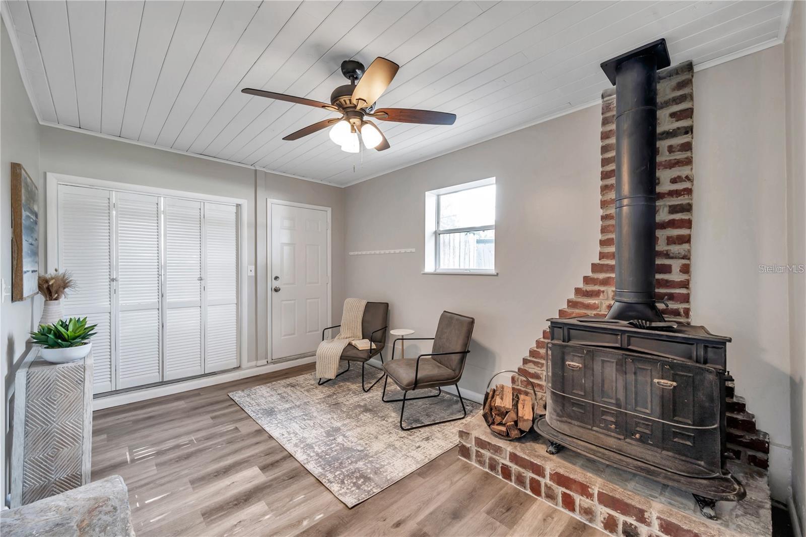 Image 9 of 58 For 8100 5th Street N