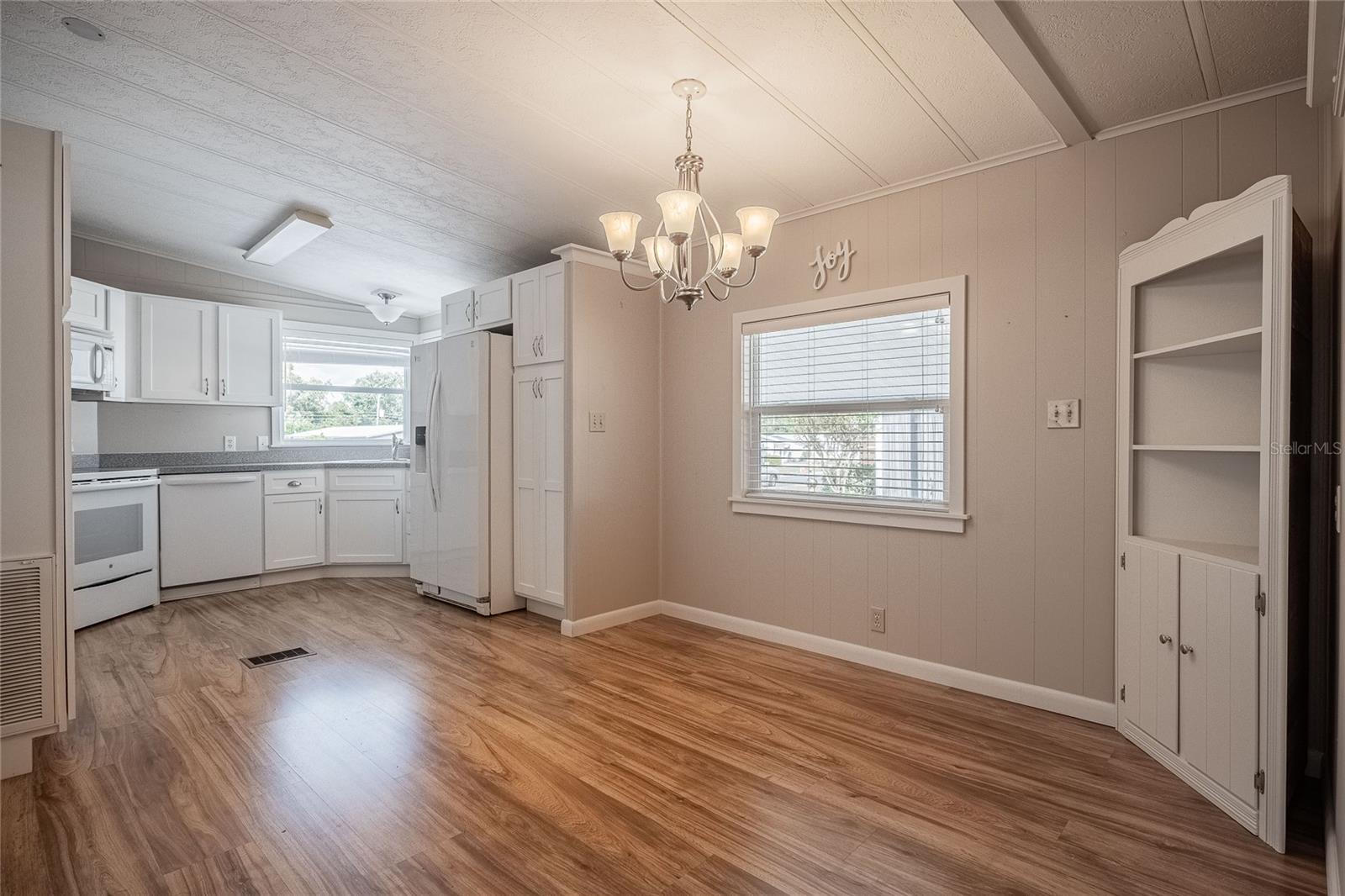 Image 5 of 38 For 317 Monroe Drive