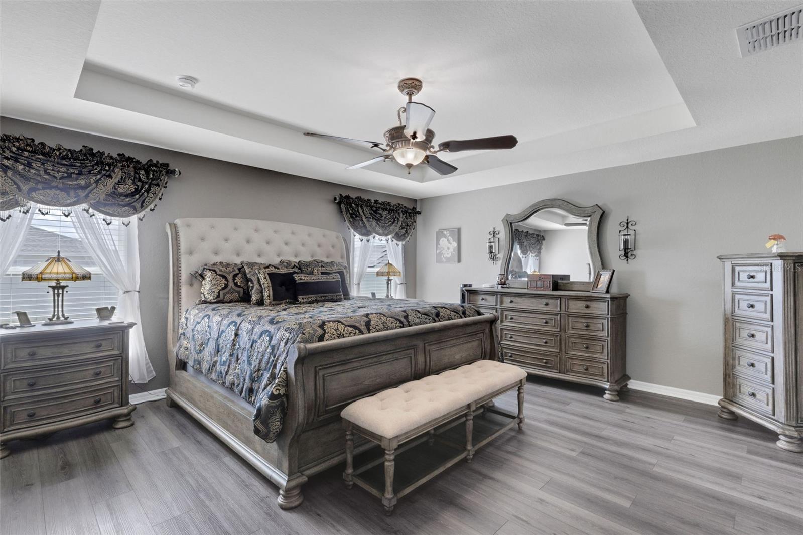 Image 16 of 37 For 610 Vista View Lane