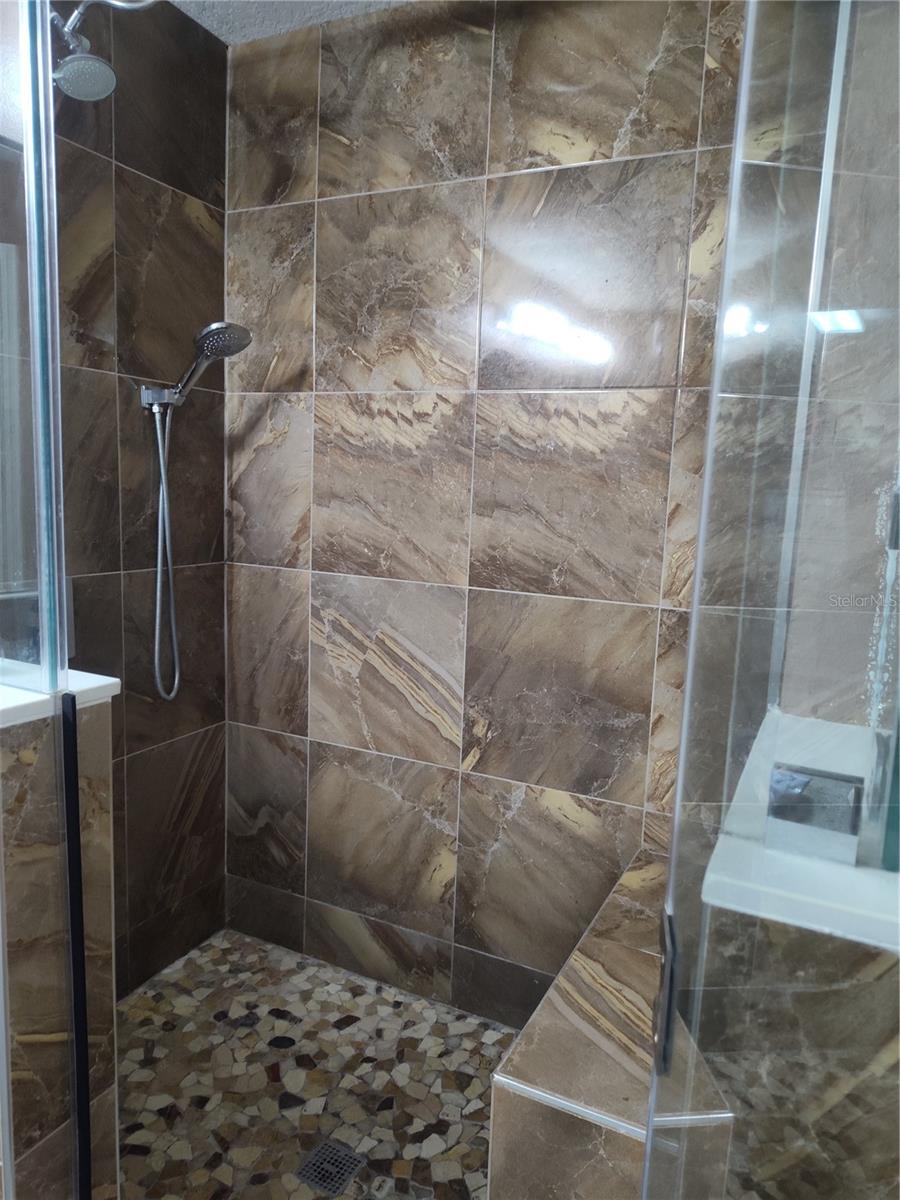 Image 18 of 31 For 6005 Champlain Pass