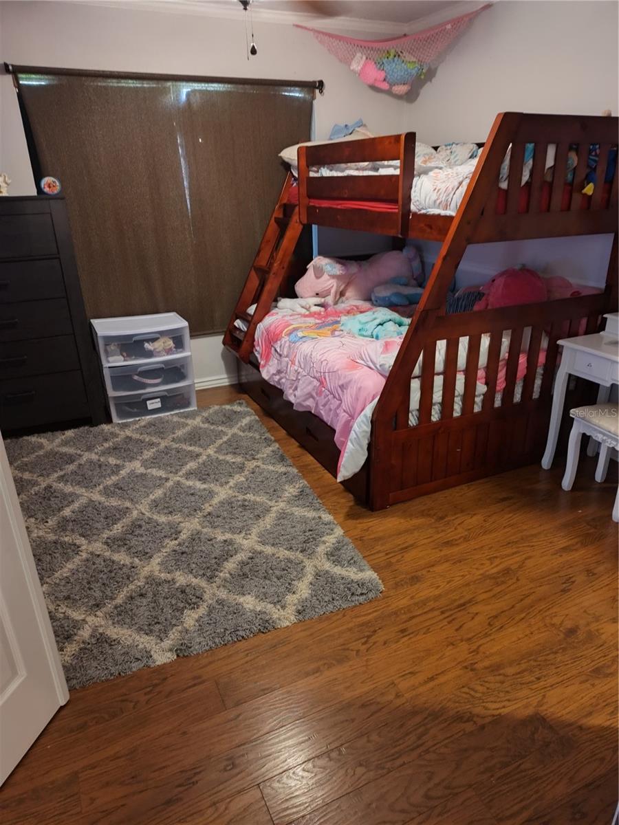 Image 21 of 31 For 6005 Champlain Pass