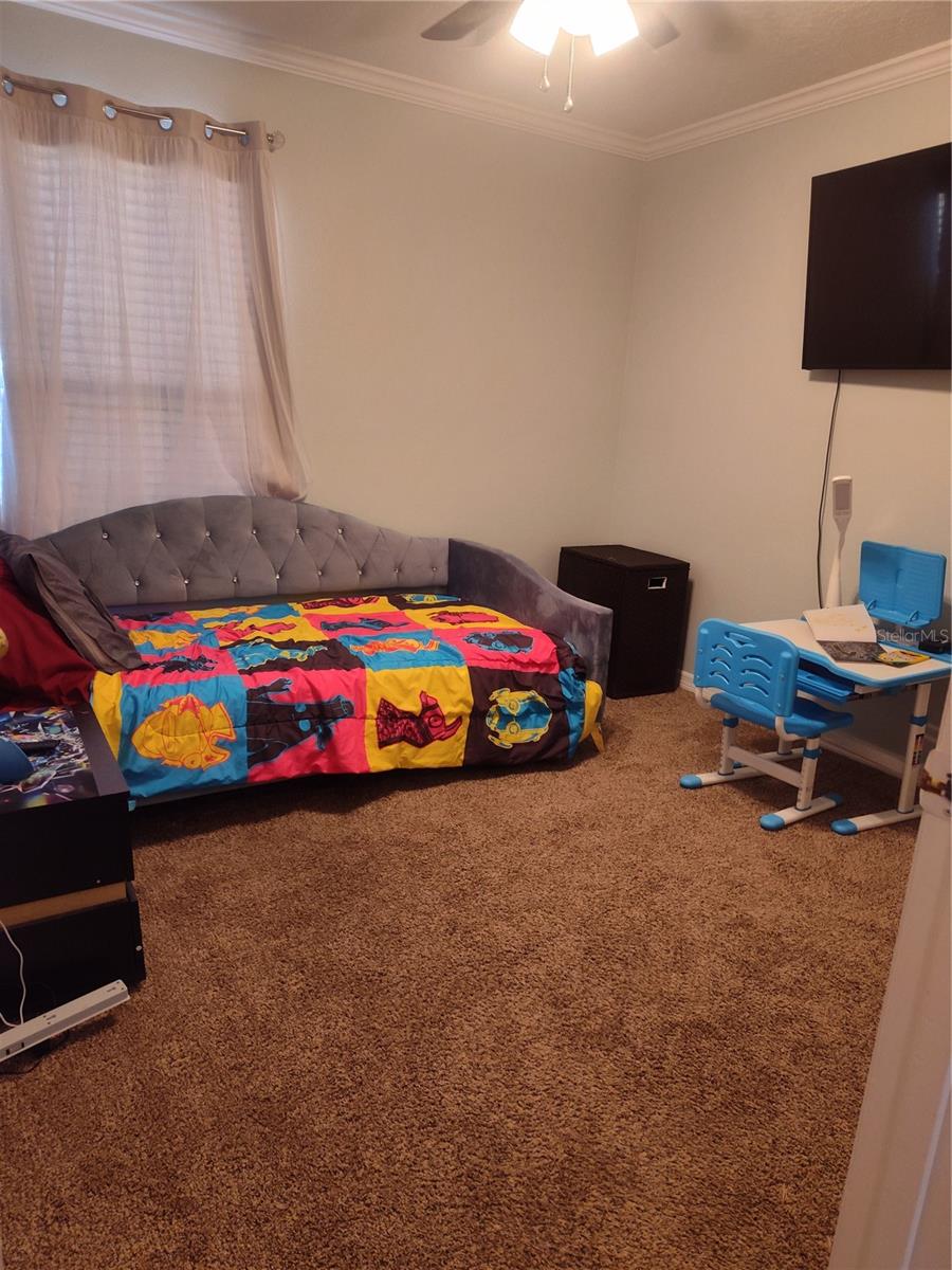 Image 24 of 31 For 6005 Champlain Pass