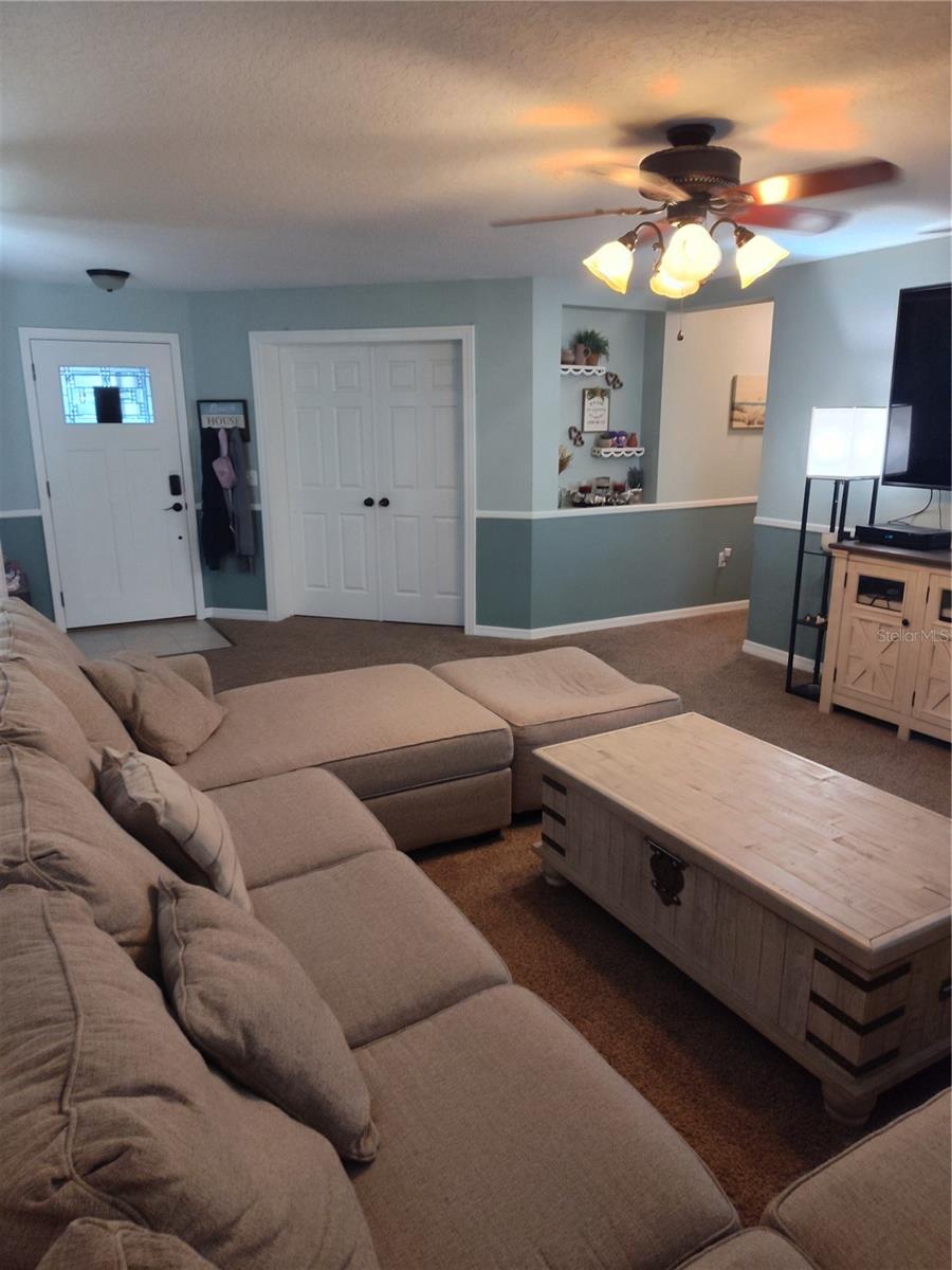 Image 8 of 31 For 6005 Champlain Pass