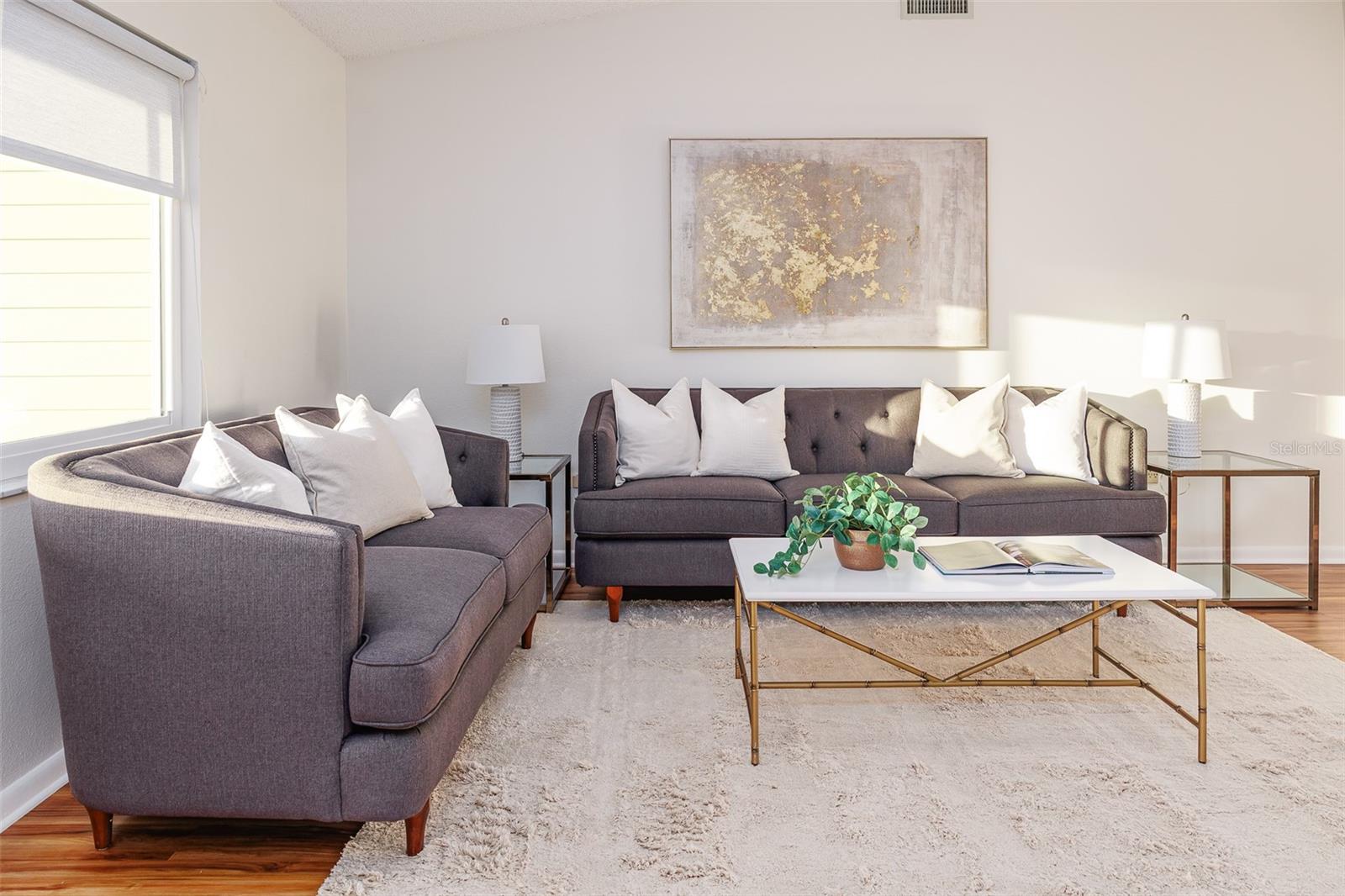 Image 10 of 33 For 1635 Colonnades Circle N