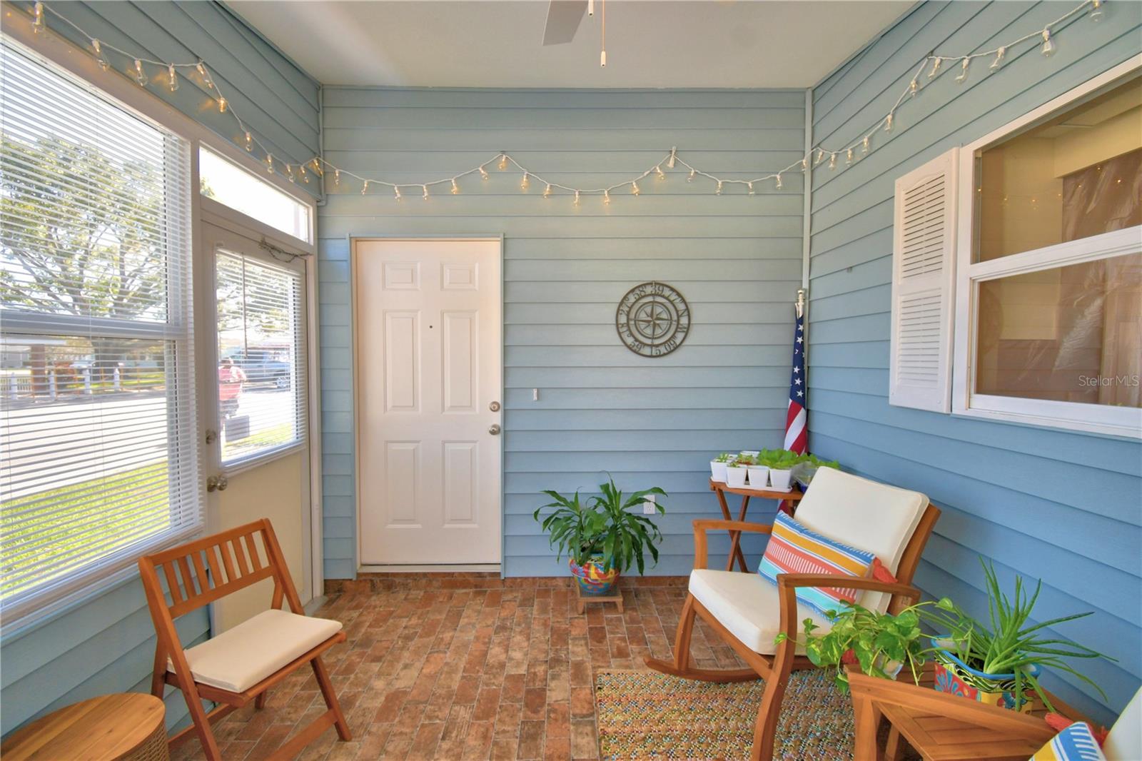 Image 10 of 60 For 4823 Colonnades Circle W