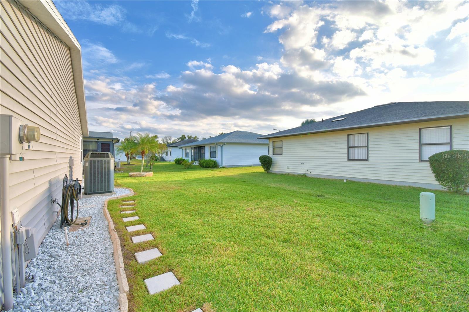 Image 36 of 60 For 4823 Colonnades Circle W