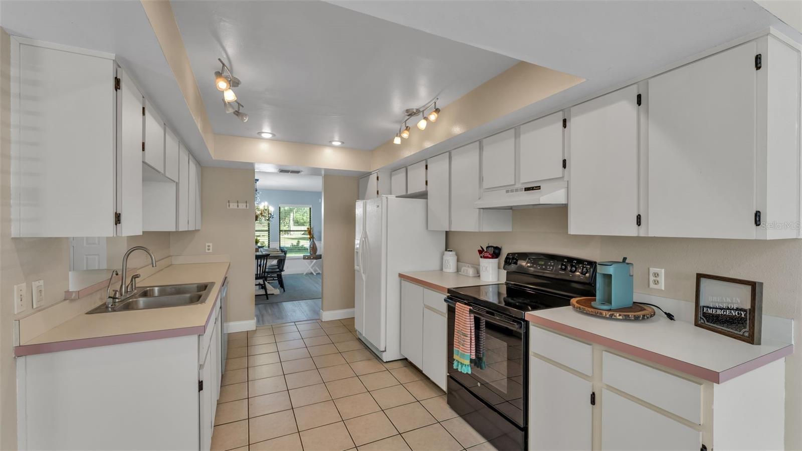 Image 18 of 41 For 1020 Rustic Lane