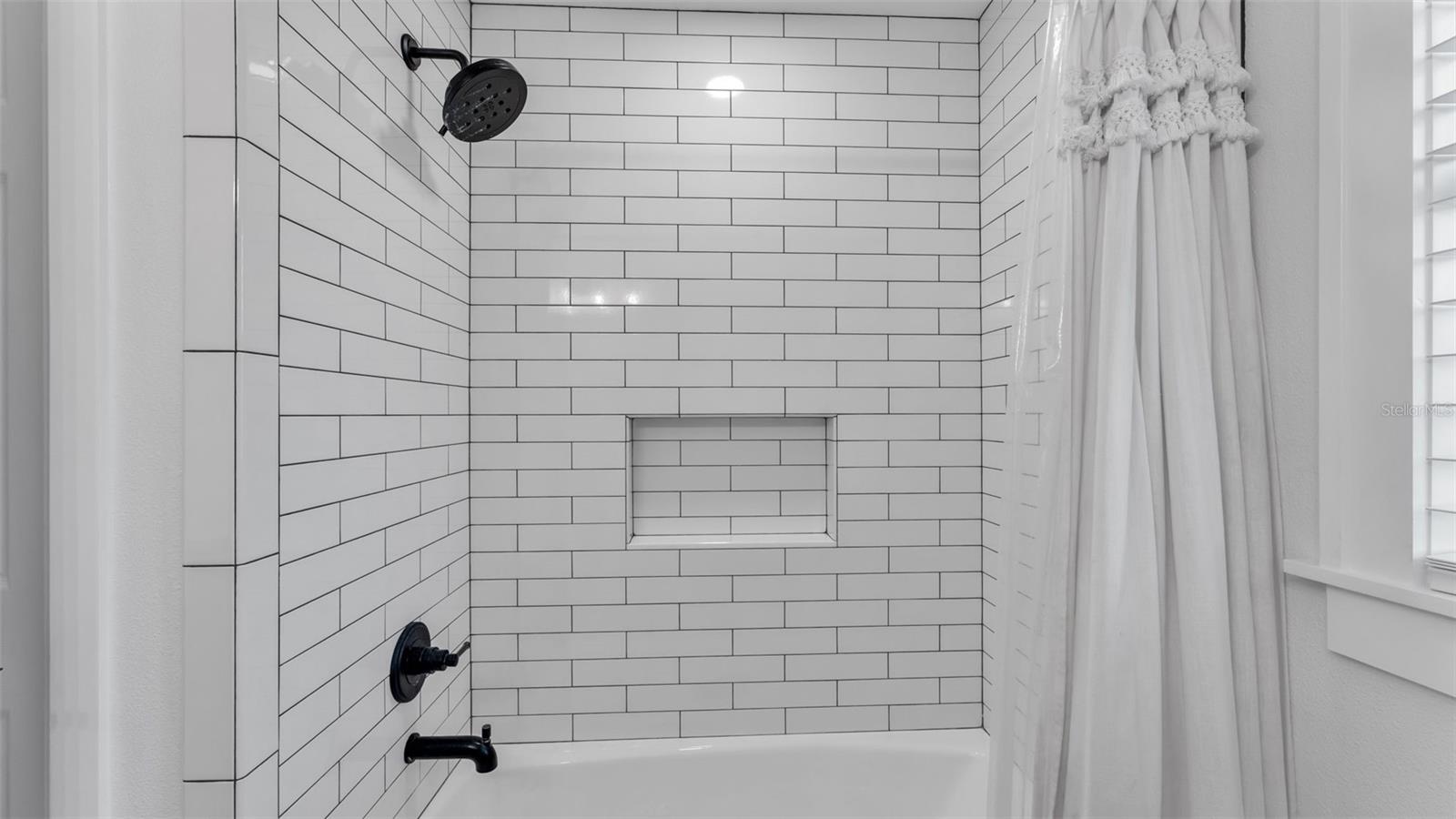 Image 24 of 41 For 1020 Rustic Lane