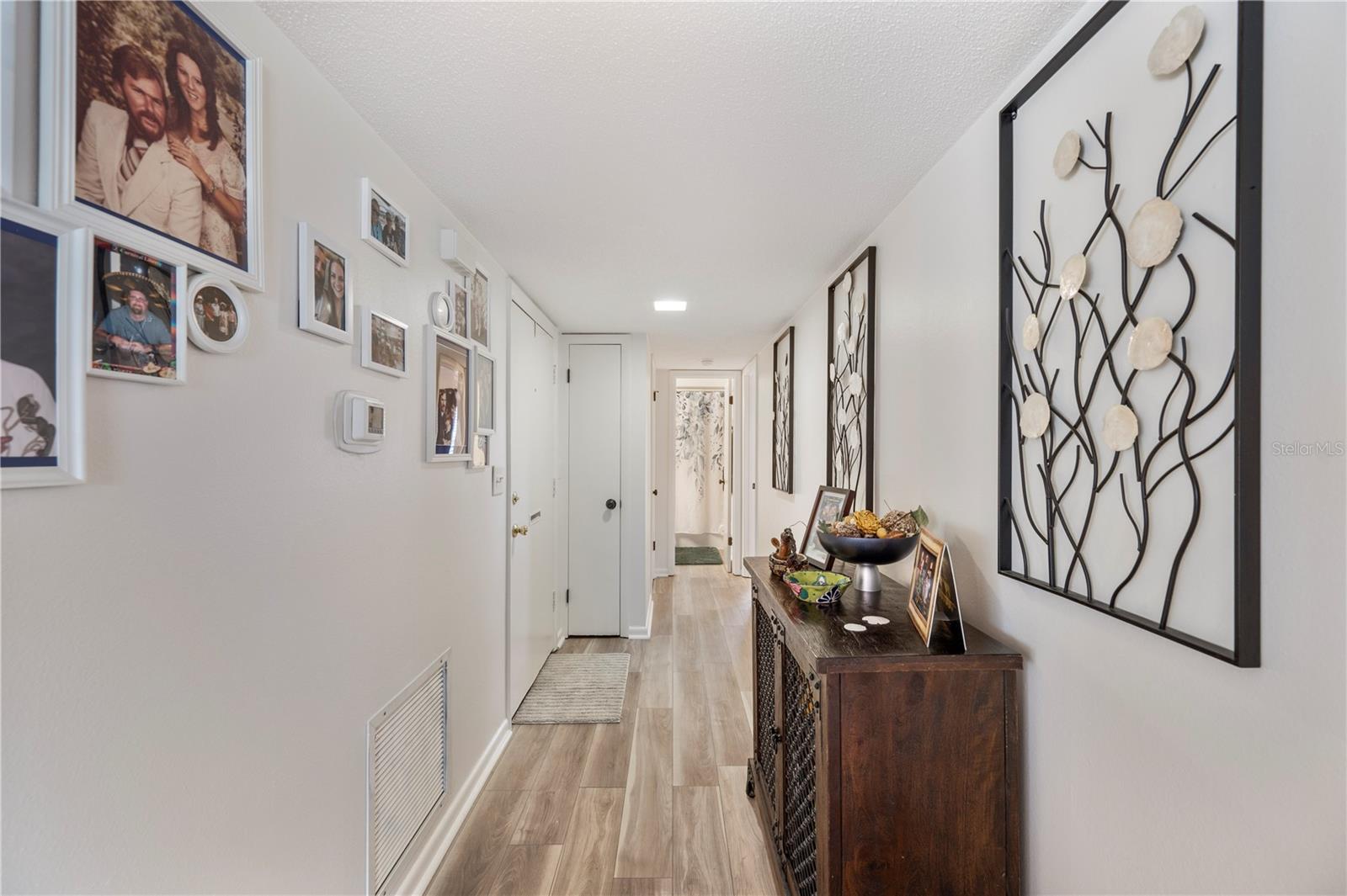 Image 13 of 33 For 514 Kelsey Street 514