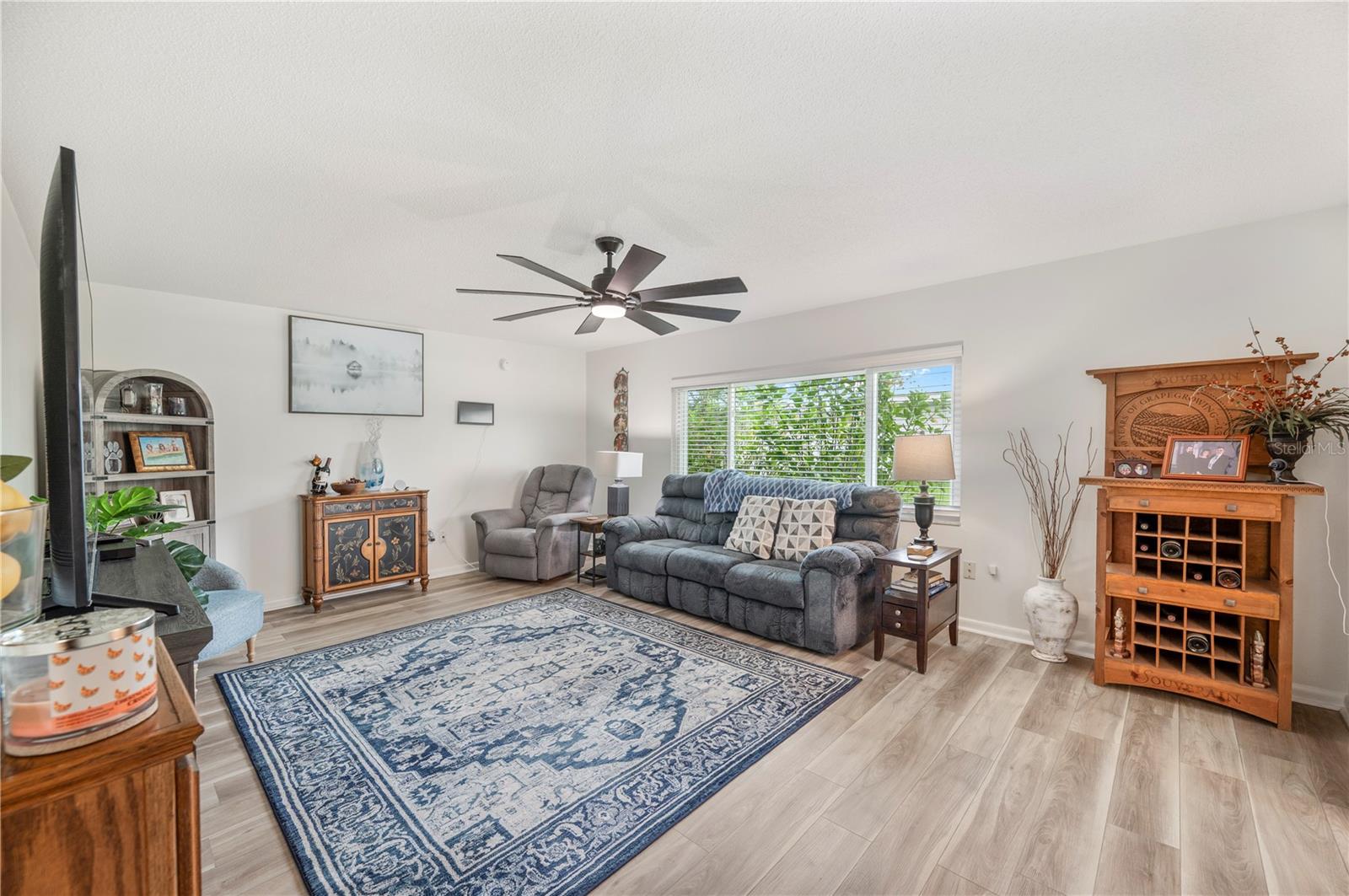 Image 3 of 33 For 514 Kelsey Street 514