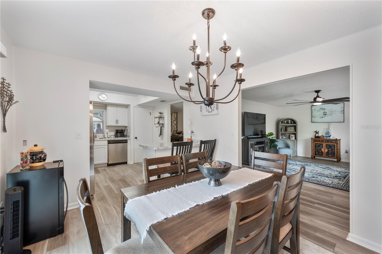 Image 8 of 33 For 514 Kelsey Street 514