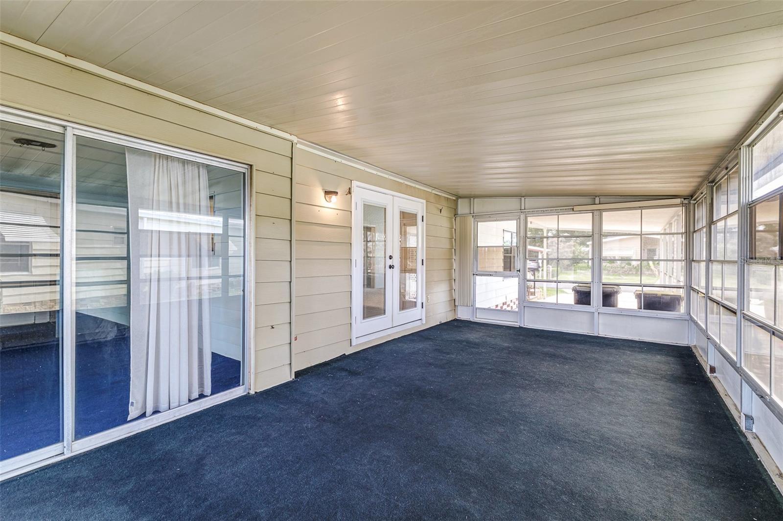 Image 5 of 23 For 6027 Grand Oaks Drive Se