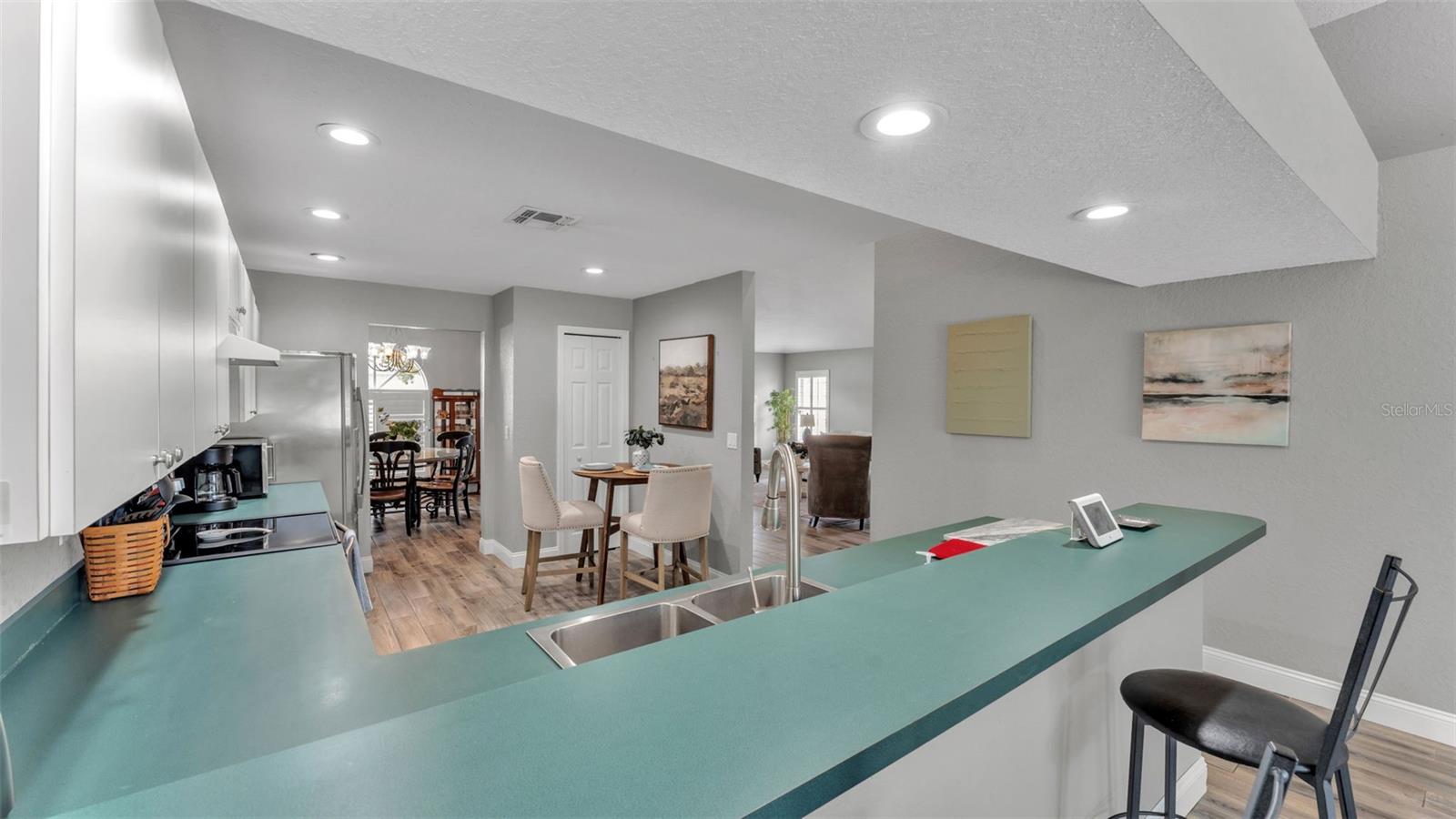 Image 10 of 42 For 3543 Lismore Drive