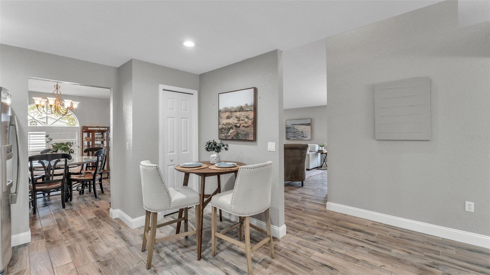 Image 13 of 42 For 3543 Lismore Drive