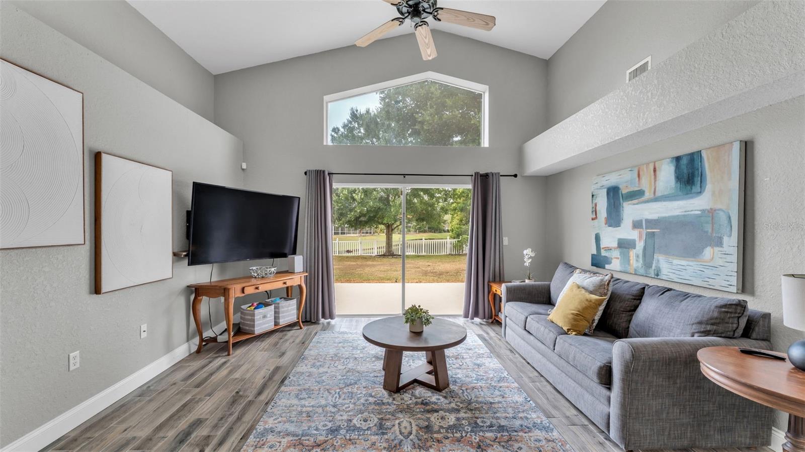 Image 17 of 42 For 3543 Lismore Drive