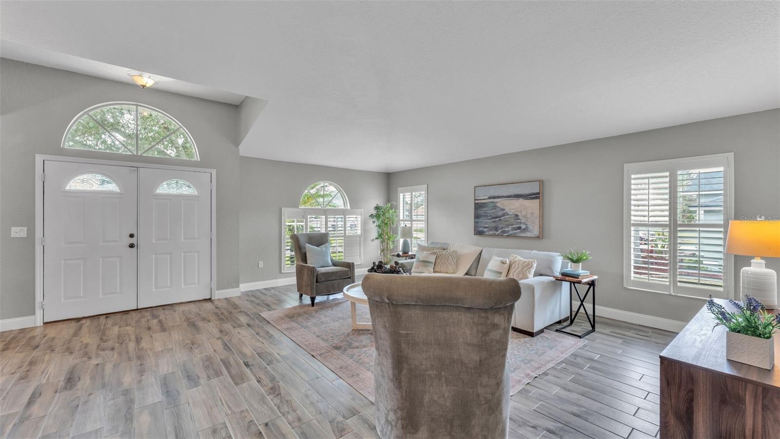 Image 2 of 42 For 3543 Lismore Drive