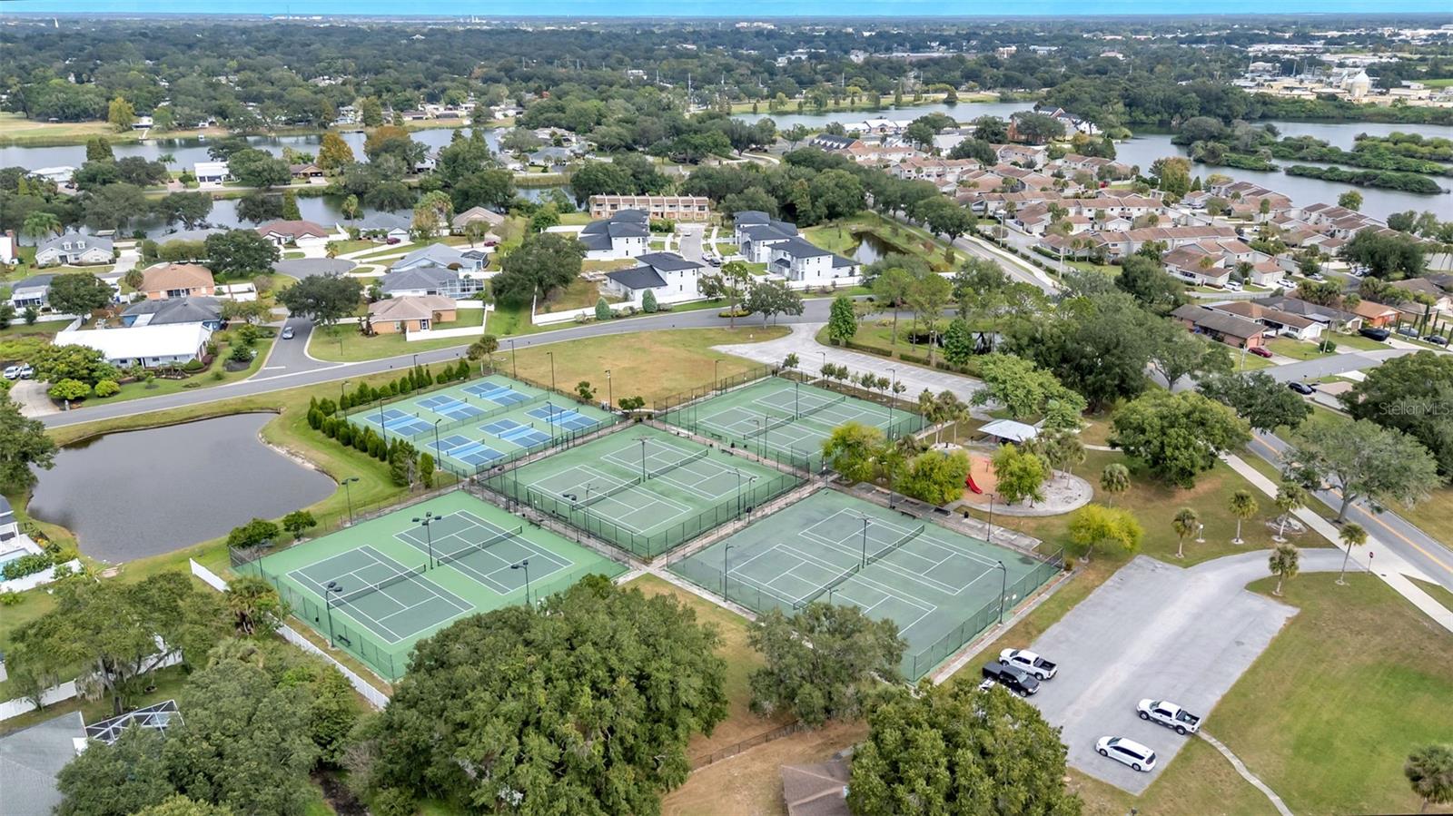 Image 37 of 42 For 3543 Lismore Drive