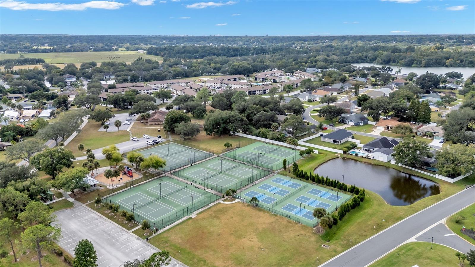 Image 38 of 42 For 3543 Lismore Drive