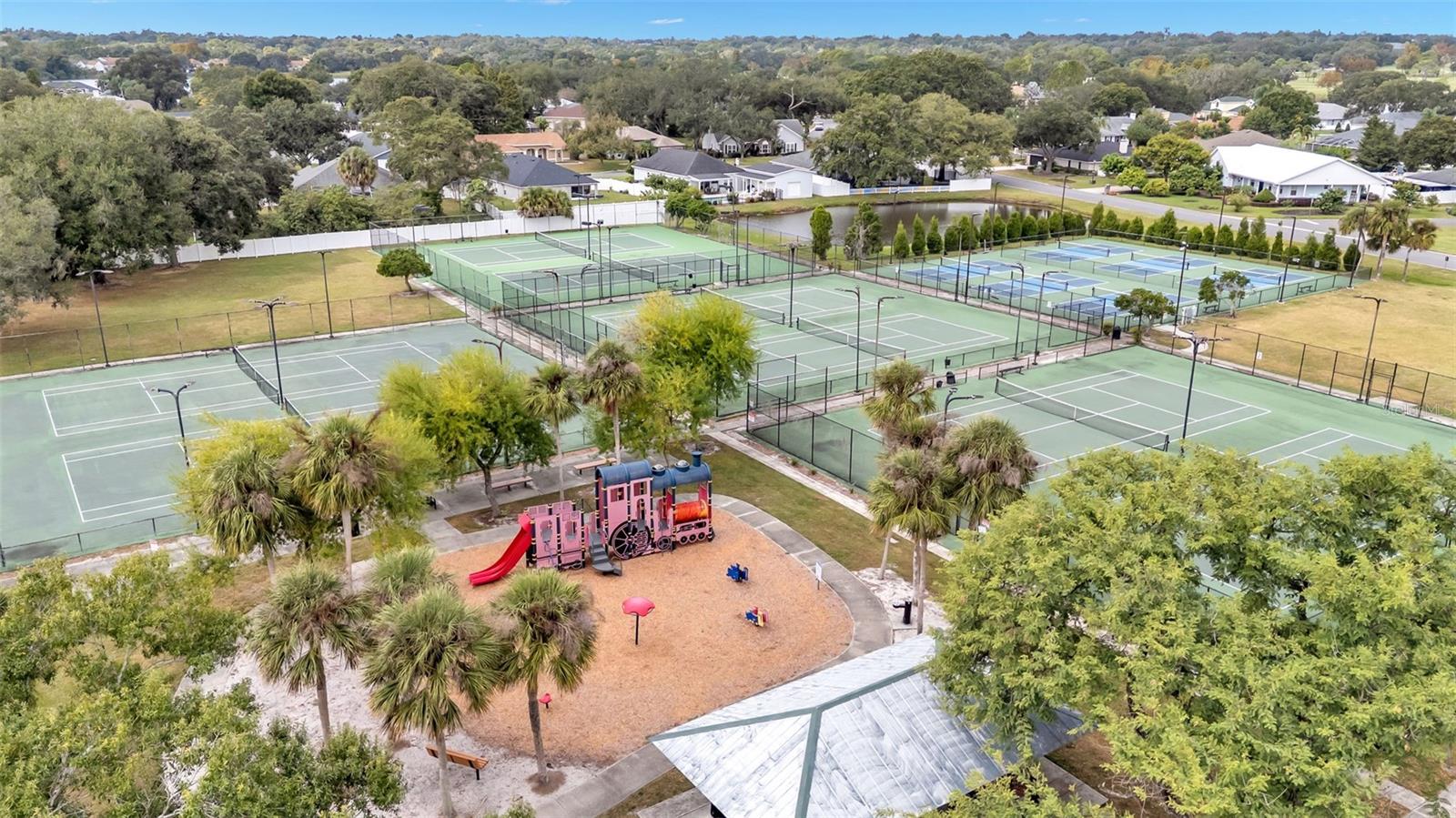 Image 39 of 42 For 3543 Lismore Drive