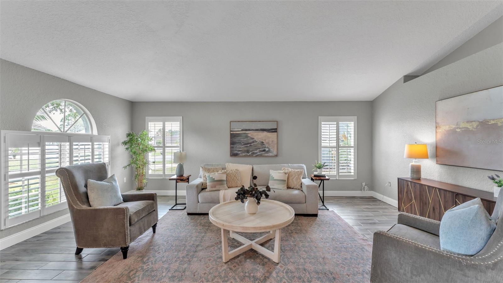 Image 4 of 42 For 3543 Lismore Drive