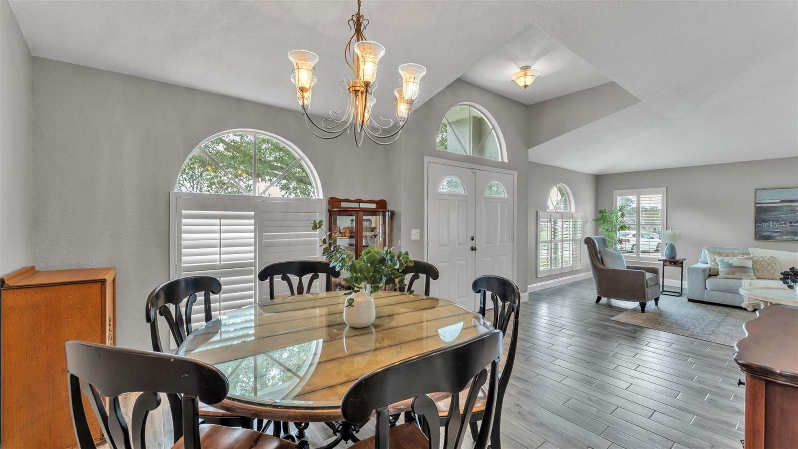 Image 7 of 42 For 3543 Lismore Drive