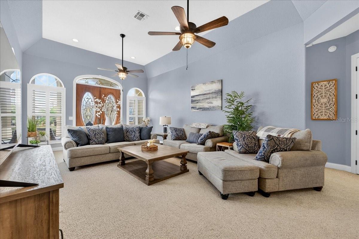 Image 16 of 37 For 1153 Motorcoach Drive