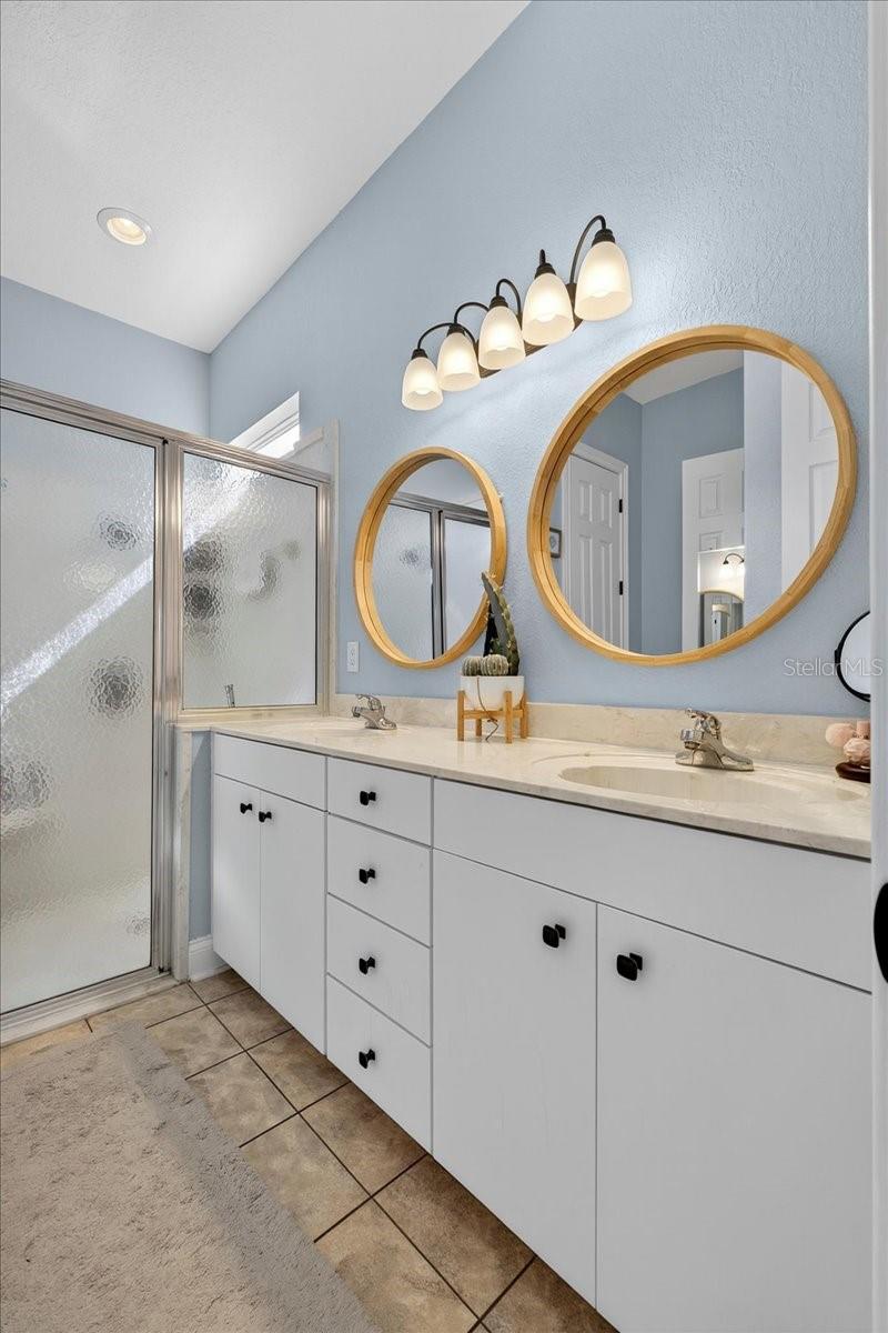 Image 25 of 37 For 1153 Motorcoach Drive