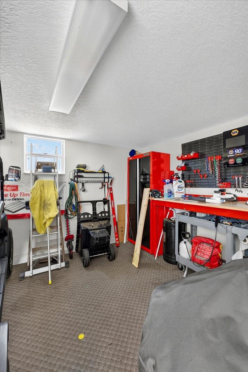 Image 35 of 37 For 1153 Motorcoach Drive