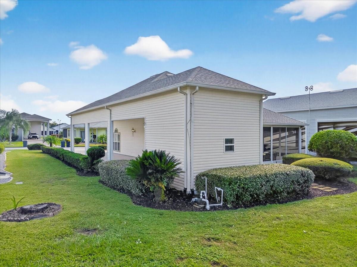 Image 4 of 37 For 1153 Motorcoach Drive