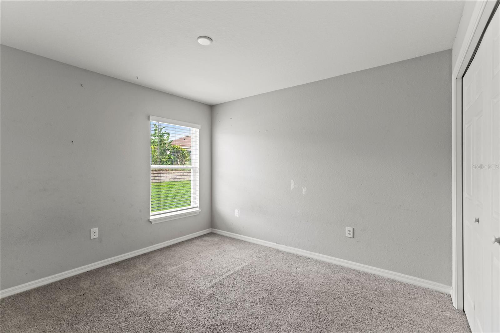 Image 25 of 38 For 961 Inverness Way