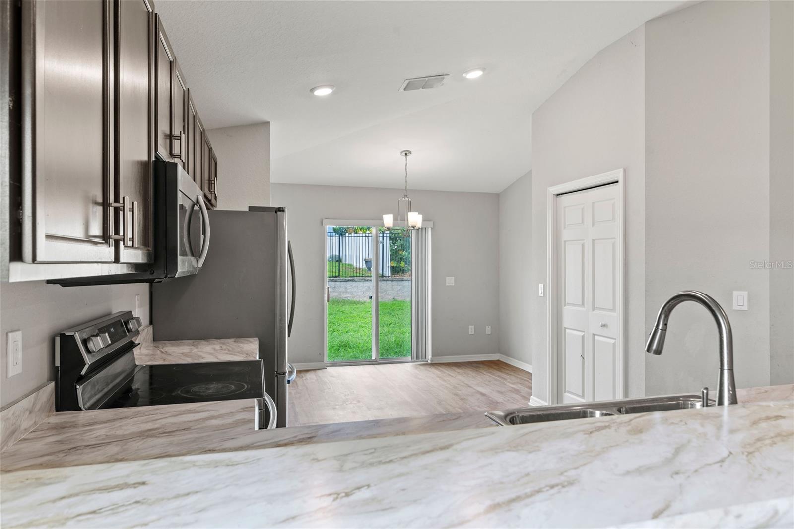 Image 35 of 38 For 961 Inverness Way