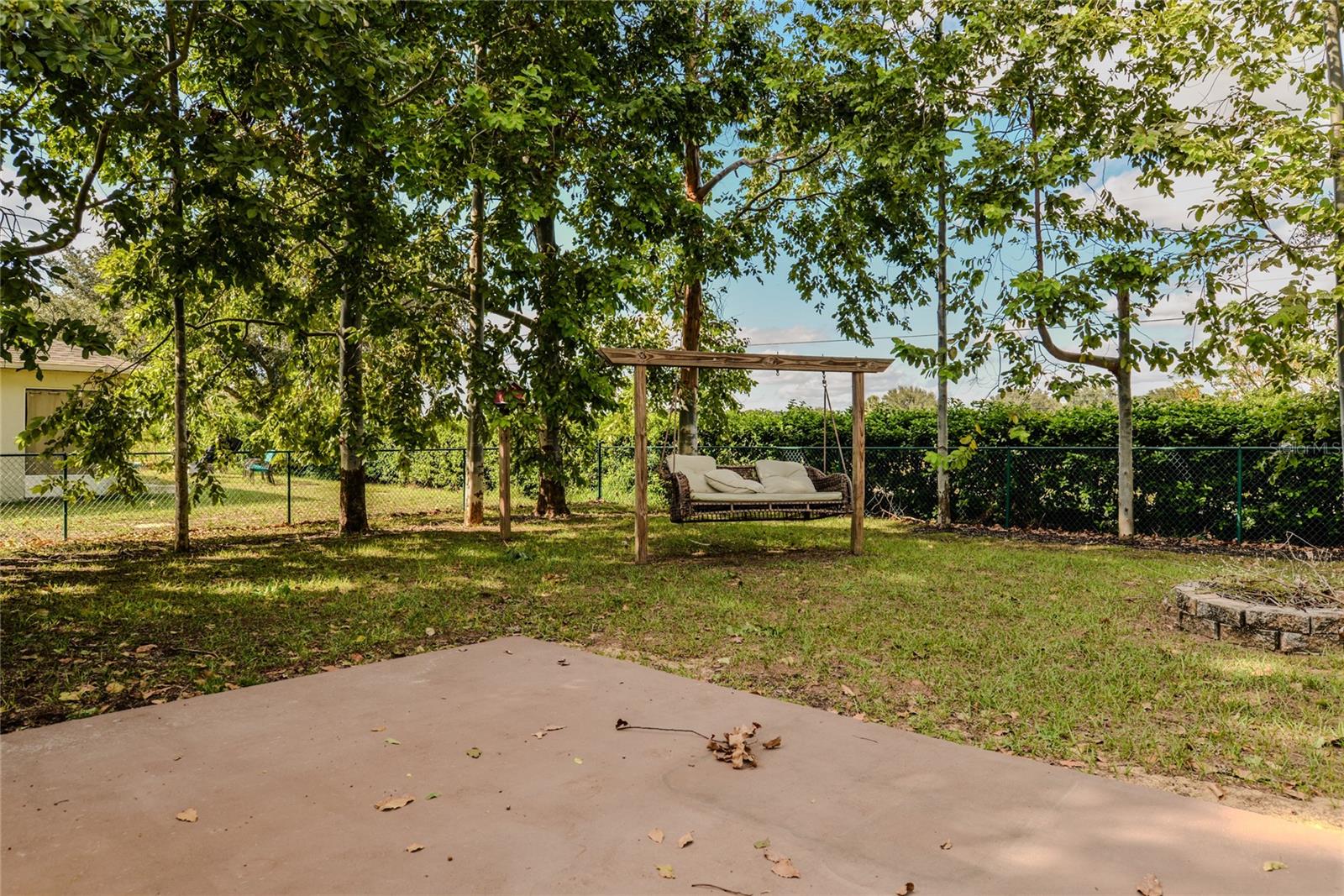 Image 19 of 21 For 4146 Dinner Lake Way