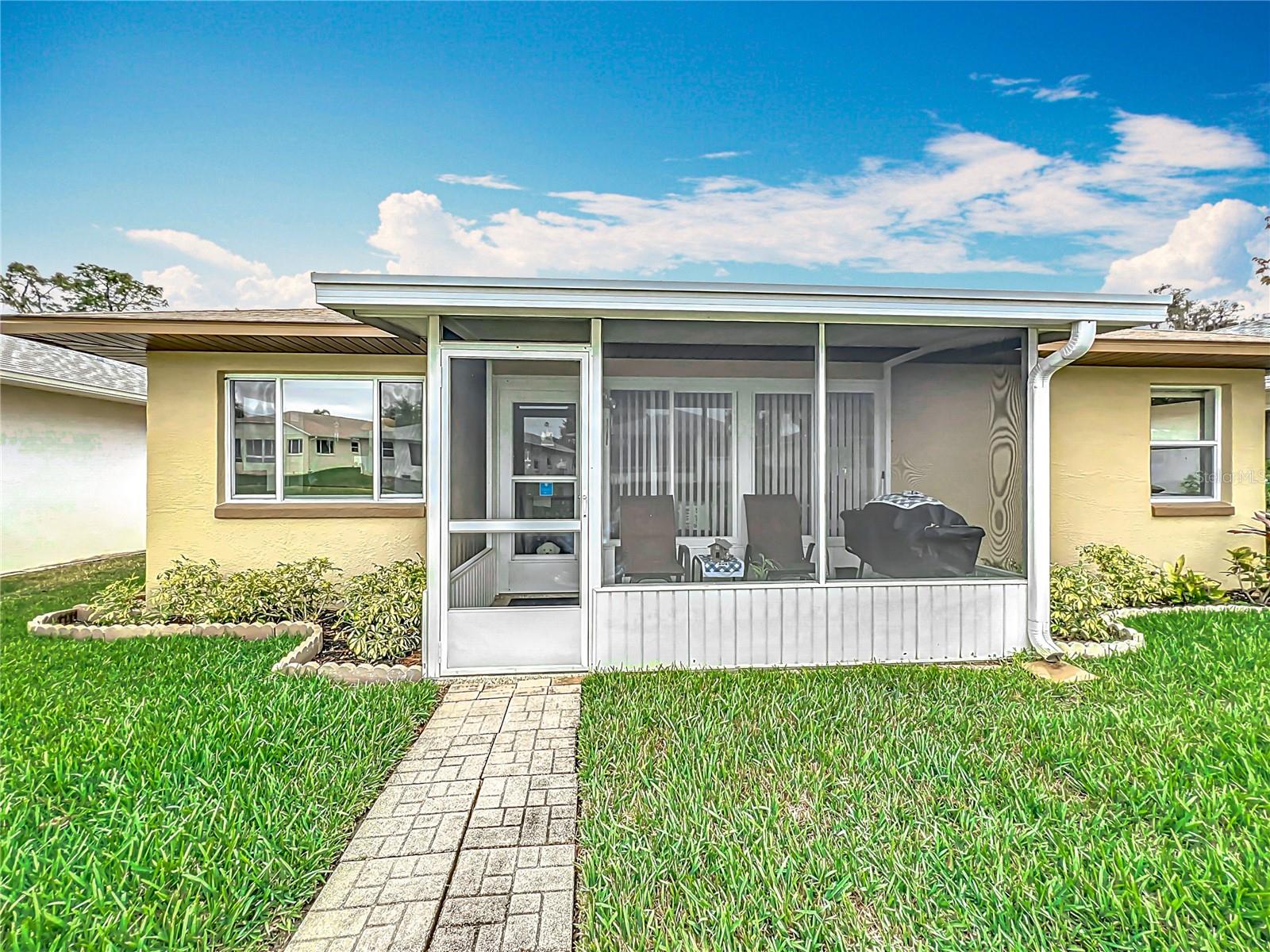 Image 22 of 27 For 2206 Silver Lakes Drive N