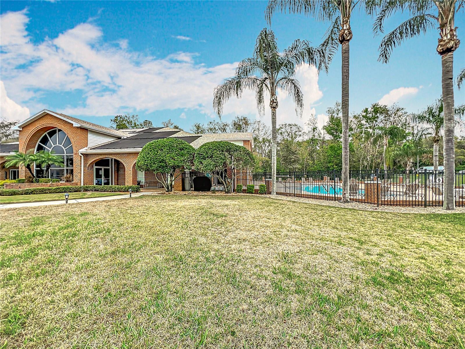 Image 27 of 27 For 2206 Silver Lakes Drive N