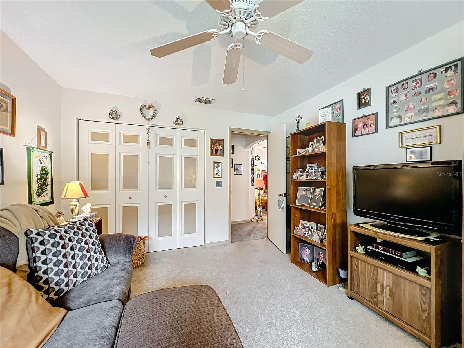 Image 7 of 27 For 2206 Silver Lakes Drive N