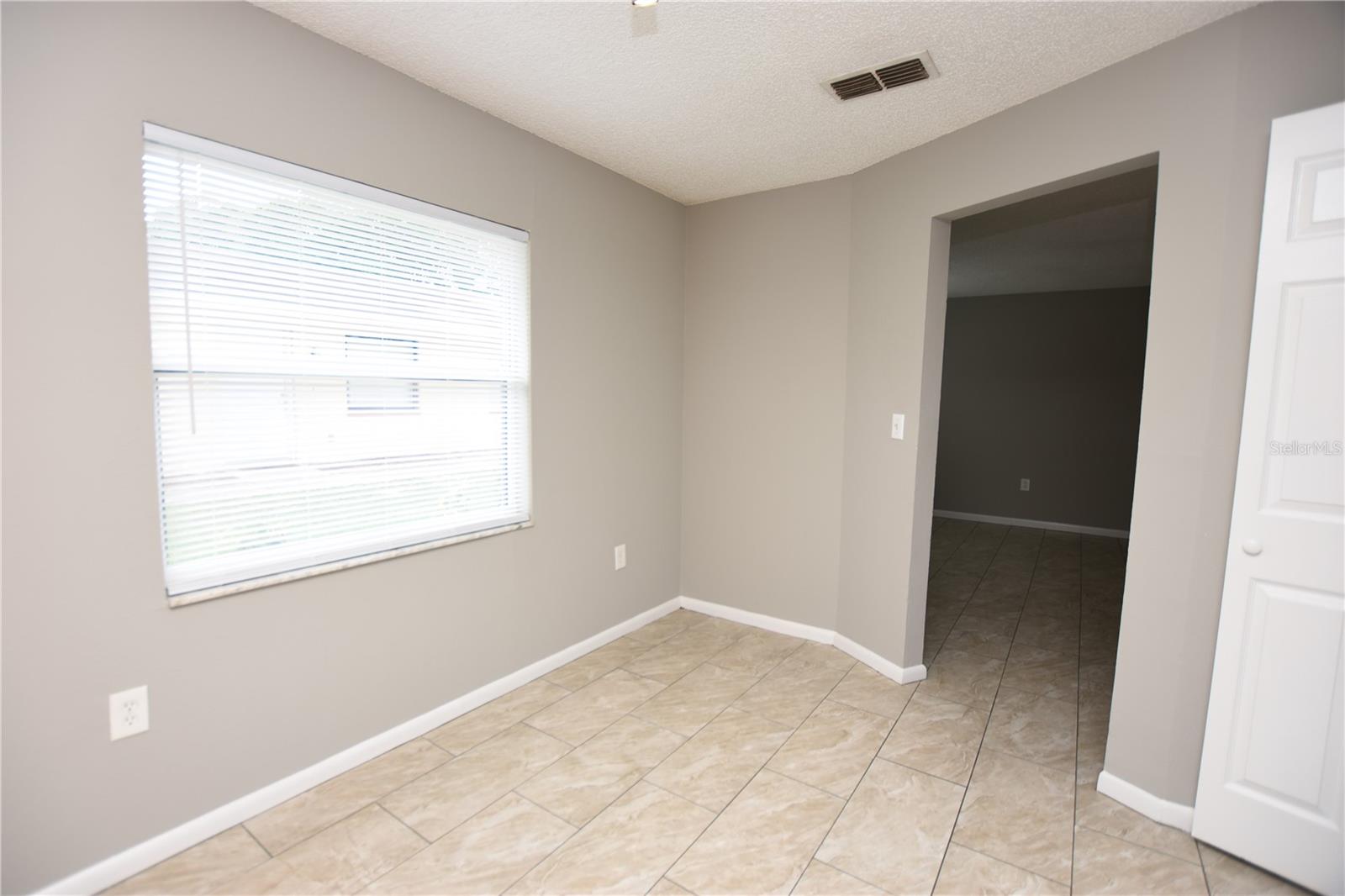 Image 5 of 13 For 3836 Deeson Road